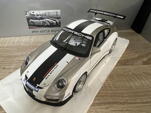 Minichamps 18 - (l-115),