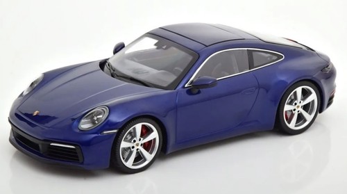 Minichamps porsche 911 - 1:18,