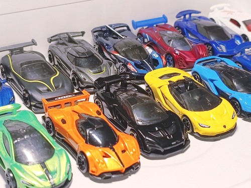 Hot wheels sfuse - 50+,